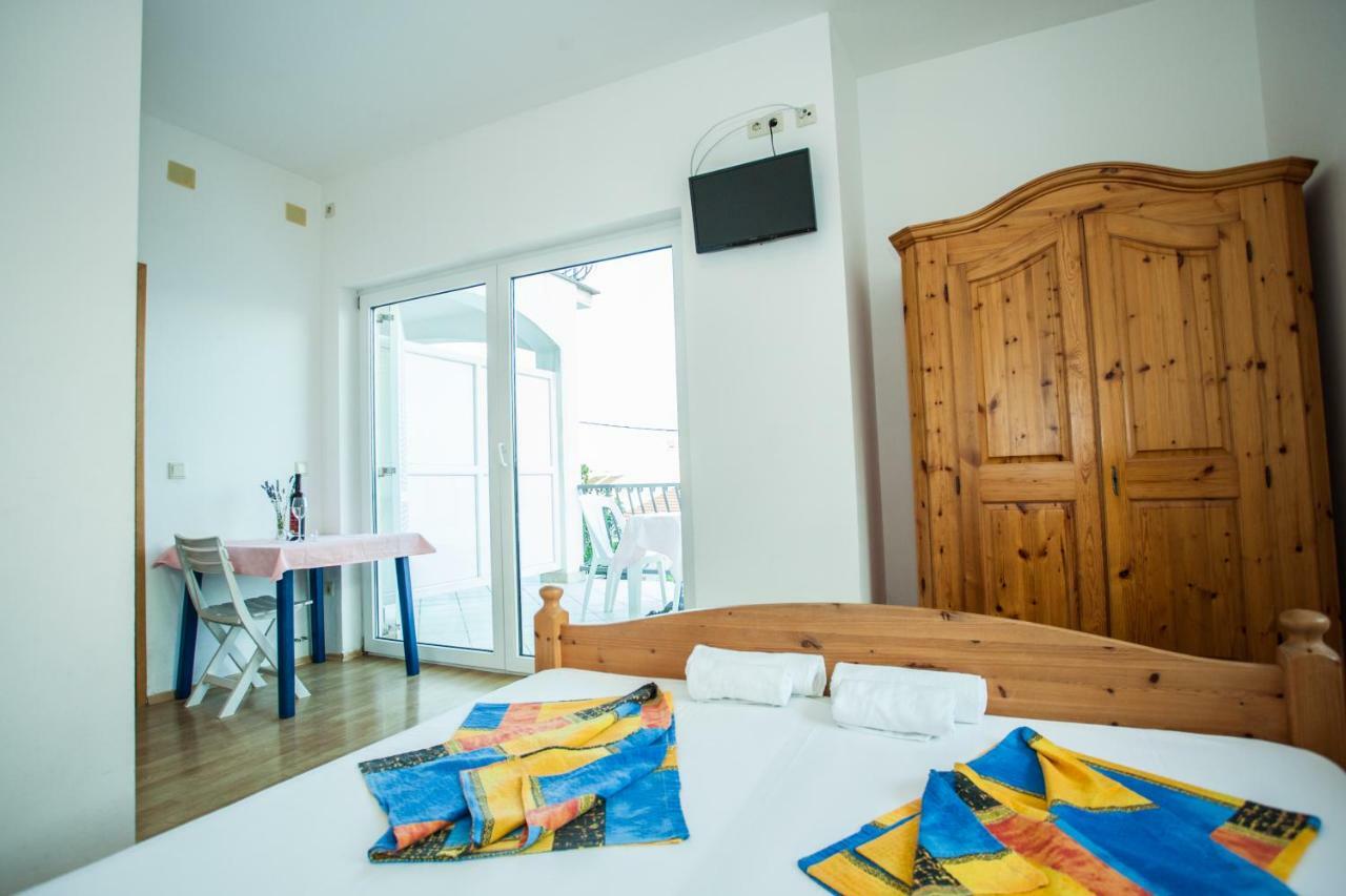 Apartments Pusic Omis Luaran gambar